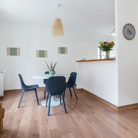 My Homes - Le Xiii アパート